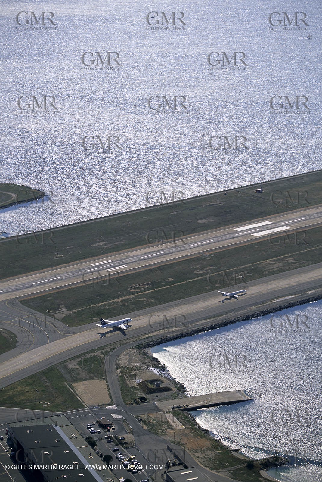 Etang de Berre (FRA,13) - Aeroport de Marseille-Provence