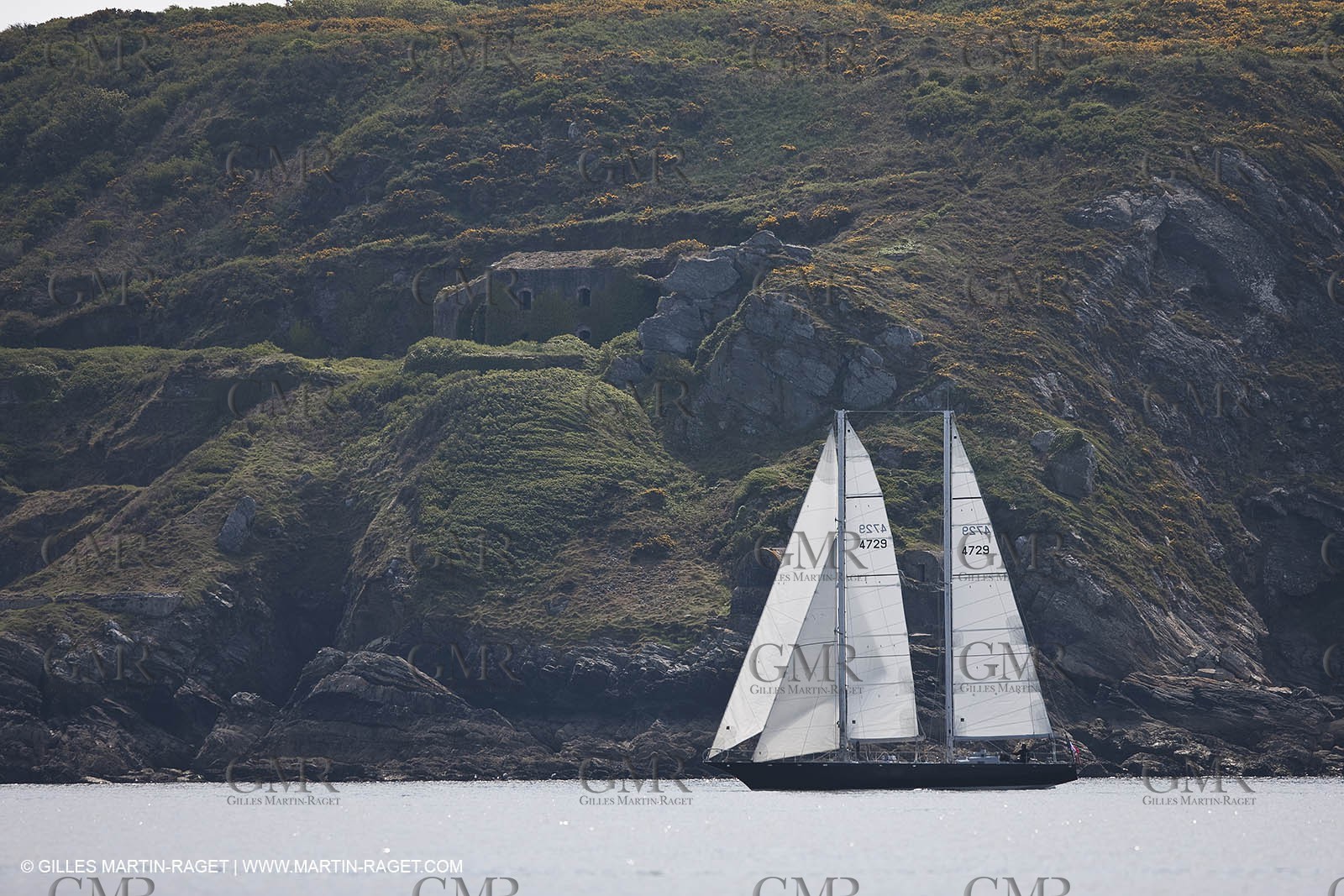 19 05 2010 - Brest (FRA,29) -  Pen Duick III in the Brest straight