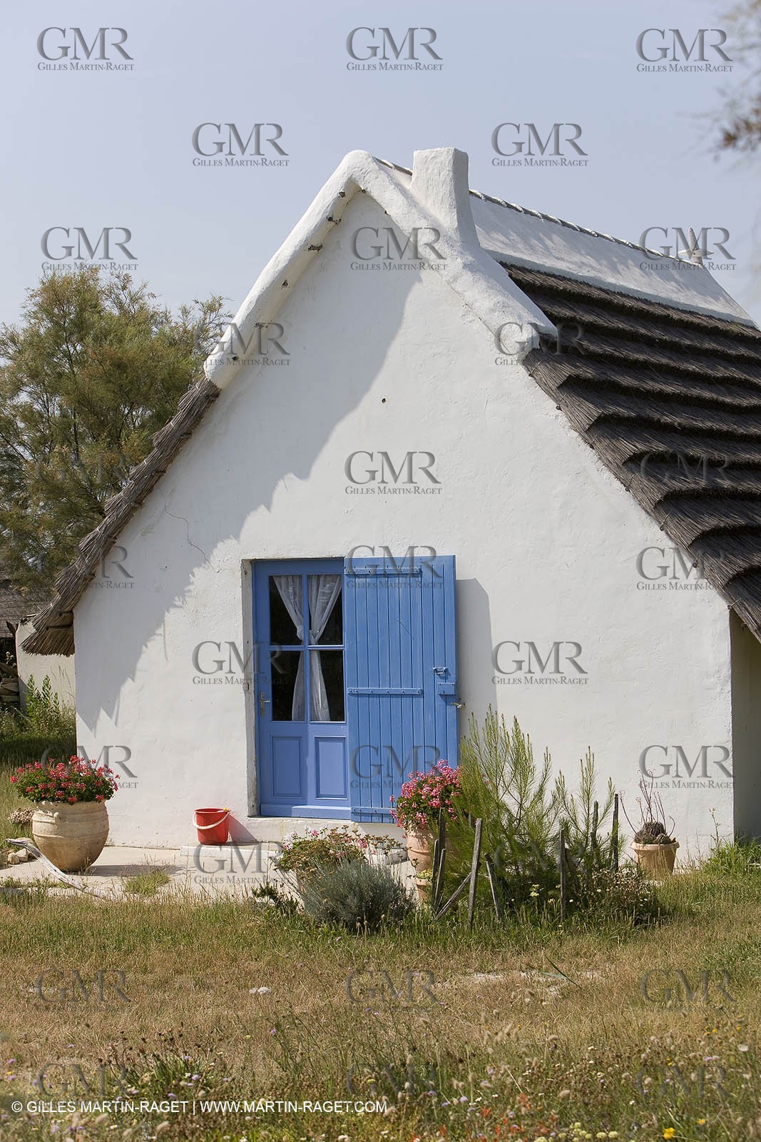01 07 2008 - Les Saintes Maries de la mer (FRA, 13) - Cabanes de gardians