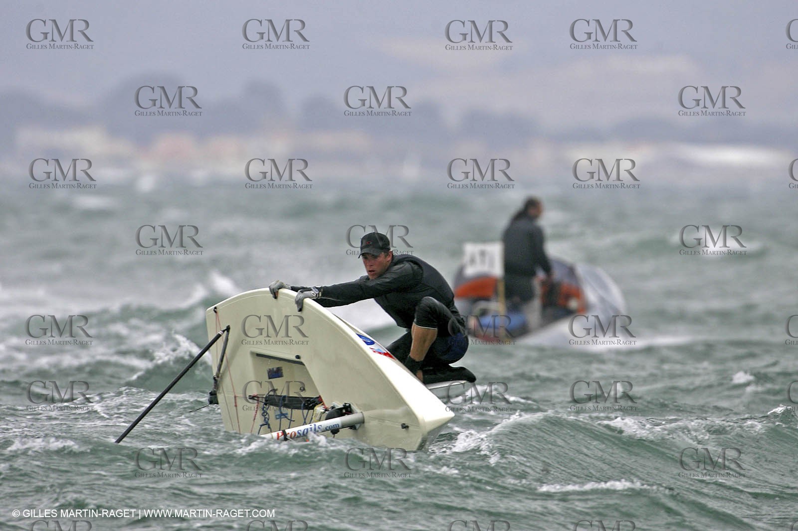 Semaine Olympique Française de Voile 2005 - Jour 1 - Laser