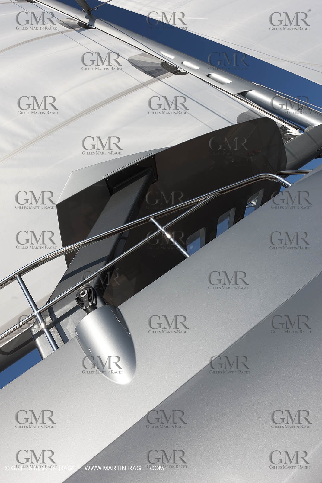 25 02 2011 - La Ciotat (FRA,13) - Super Yachts - Chantier H2X - Cartouche