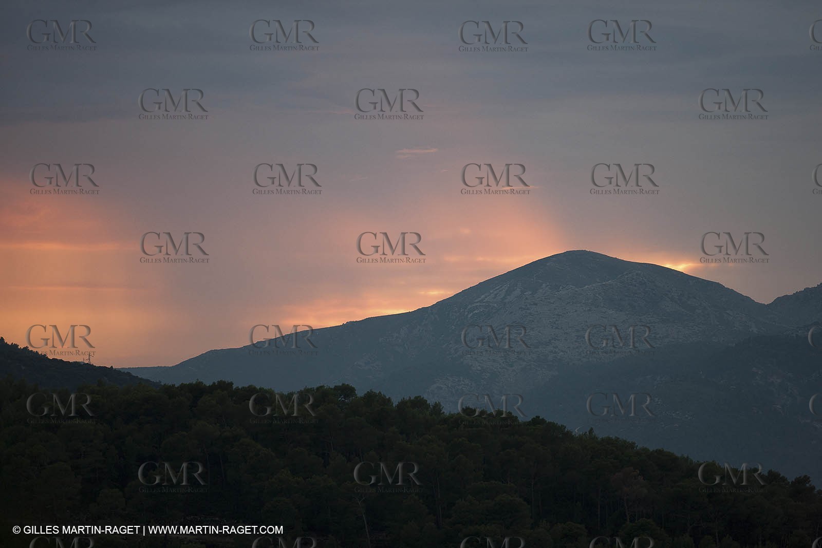 23 10 2012 - Gemenos (FRA) - Aubagne et la vallée de l'Huveaune à l'Est de Marseille