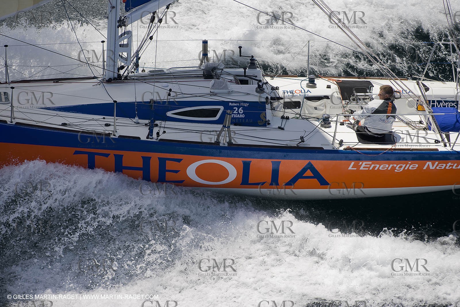 06-26-2007 - FIGARO II - THEOLIA - Skipper : Robert Nagy - Training off Marseille (south France) with strong wind conditions
