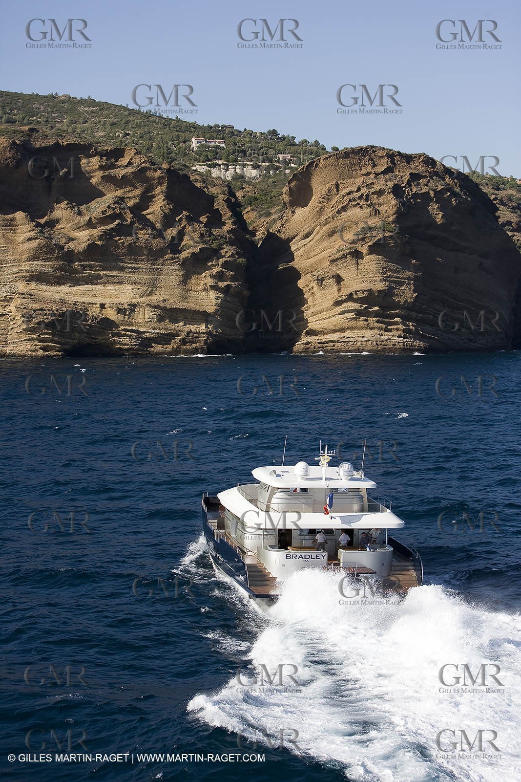 13-07-07 - La Ciotat (FRANCE) - MotorYacht - Chantier H2X