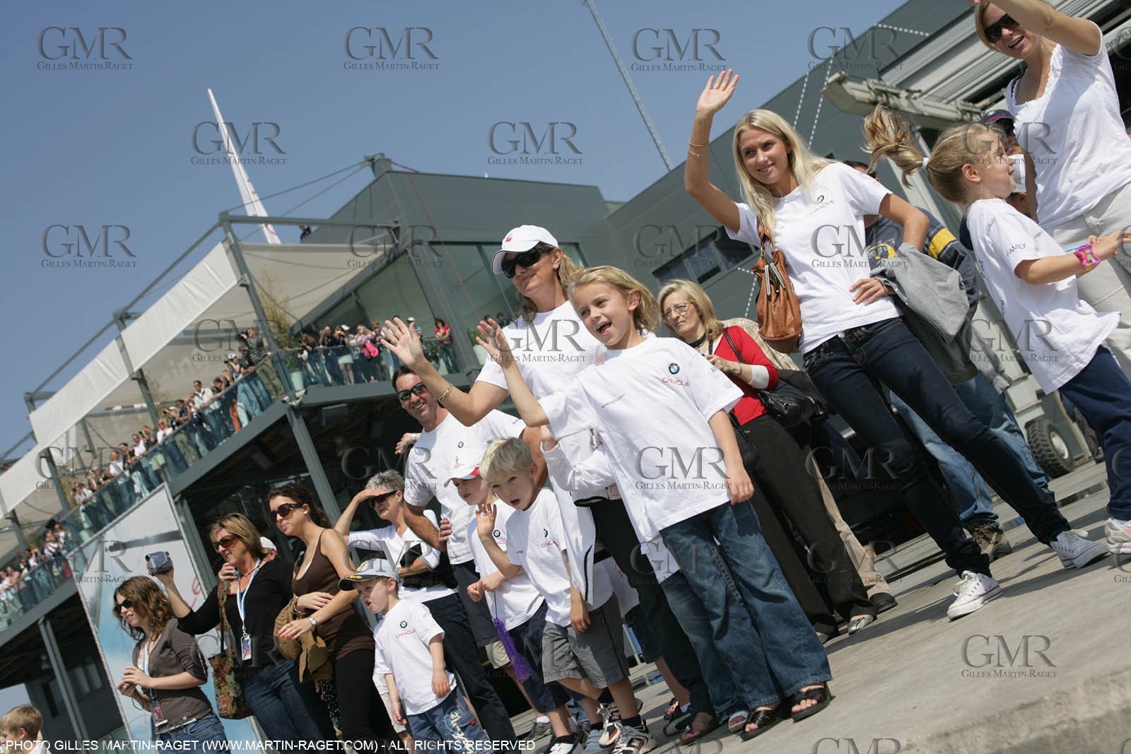 16 03 2007-Valencia (Spain)- 32nd America's Cup - Louis Vuitton Cup - RR1 - BMW ORACLE Racing - - Top Model Tatiana Patitz 18th man onboard USA 98 for inaugural Louis Vuitton Cup race Vs UI Team Germanyl