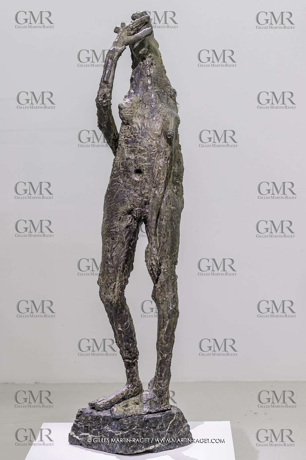 02 05 2023, Paris (FRA), oeuvre de Germaine Richier, Exposition Centre Pompidou 2023,  La Forêt 1946, Bronze patiné sur base en pierre, Fondeur : Alexis Rudier, Paris, 116 x 29 x 31,5 cm, Fondation Marguerite et Aimé Maeght, Saint-Paul-de-Vence
