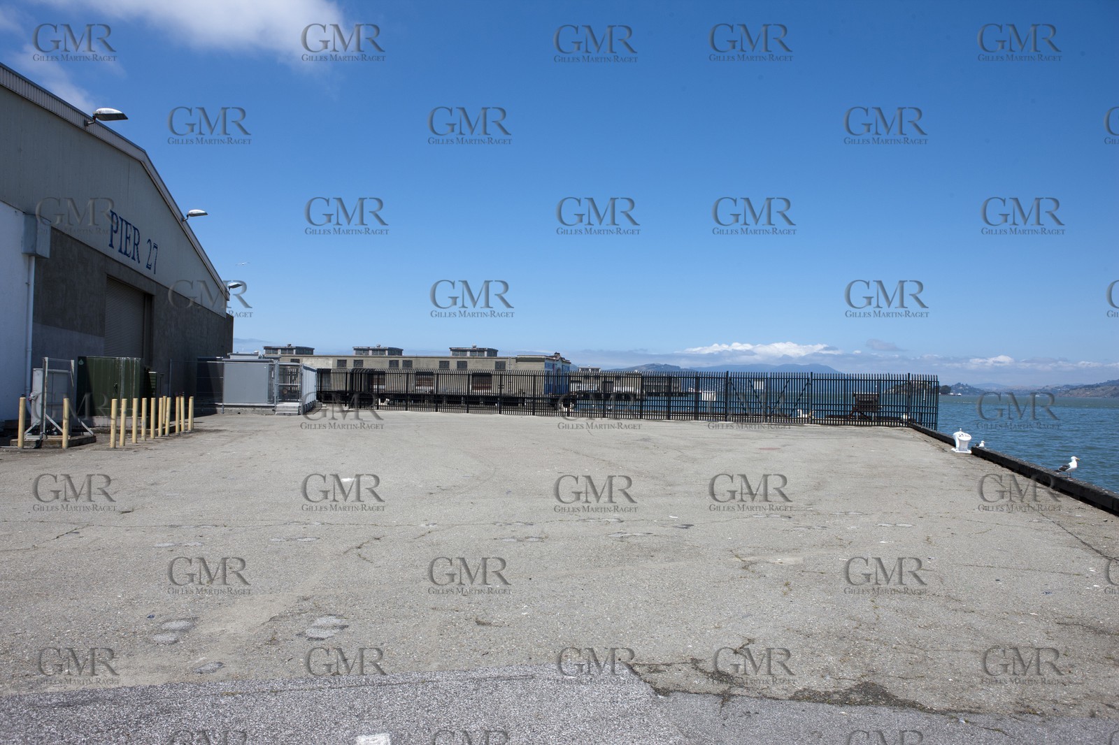 07 06 2011 - San Francisco (USA,CA) - 34th America's Cup - The Piers in their state of origin - Pier 27-29 - Pier 27