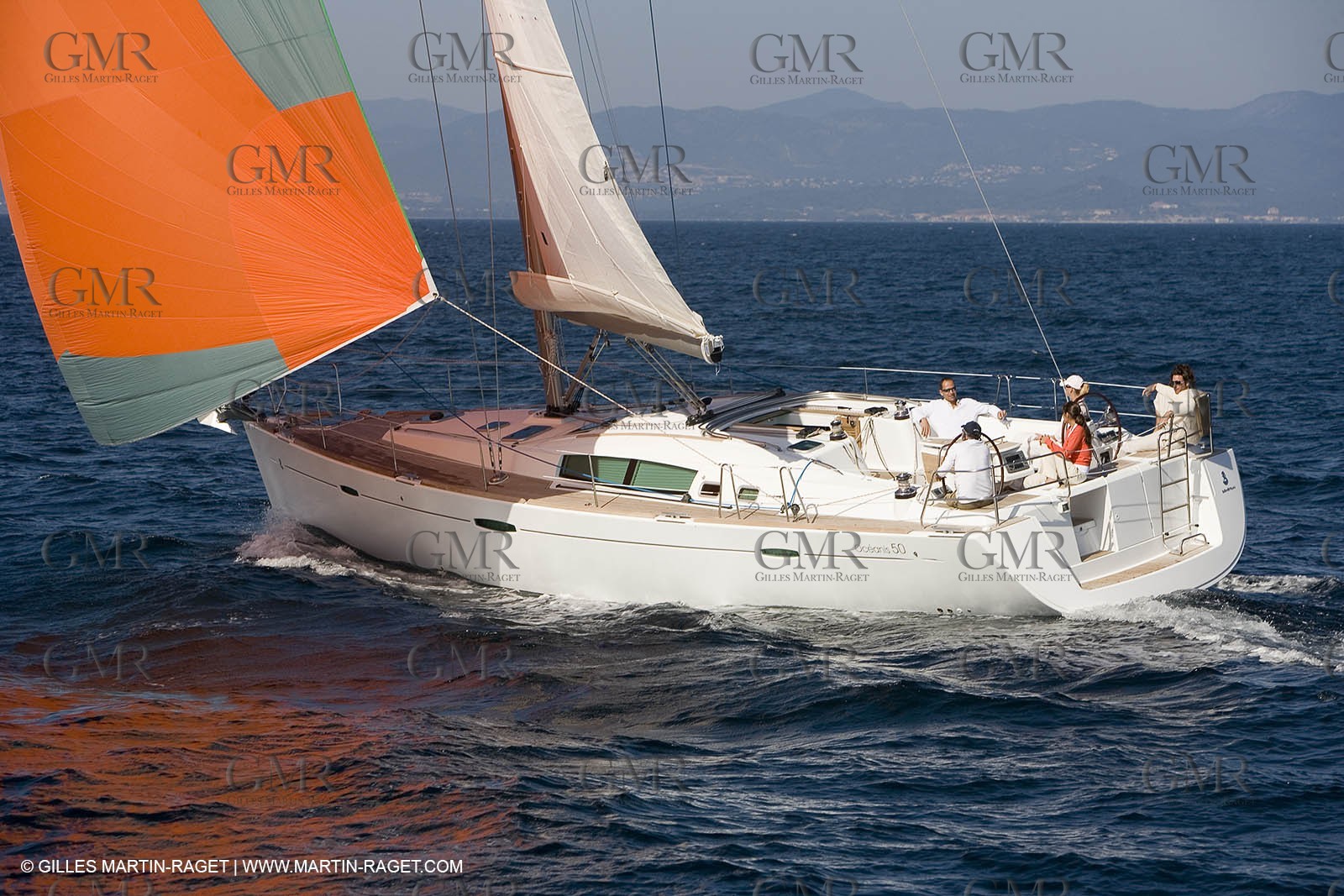 Crusing monohull sailing