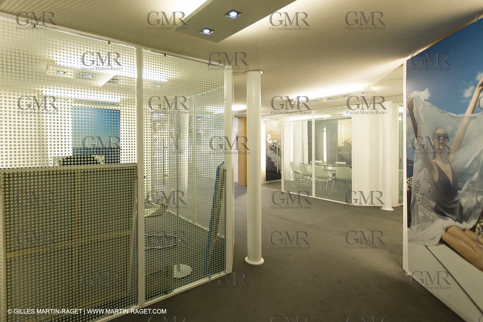 10 12 2013 - Paris (FRA,75) -Paris Boat Show - Beneteau booth