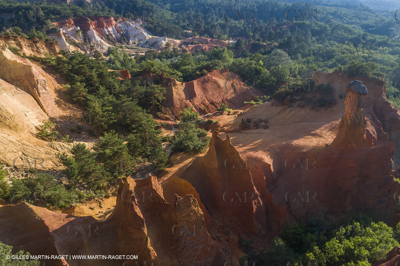 21 06 2018, Rustrel (FRA, 84), Anciennes carrières d'ocre