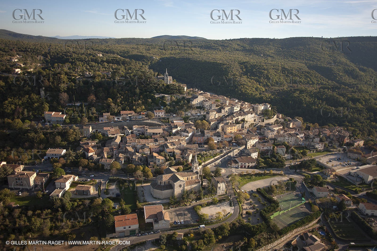 29 10 2012 - Bonnieux (FRA,84) - Luberon as seen from above