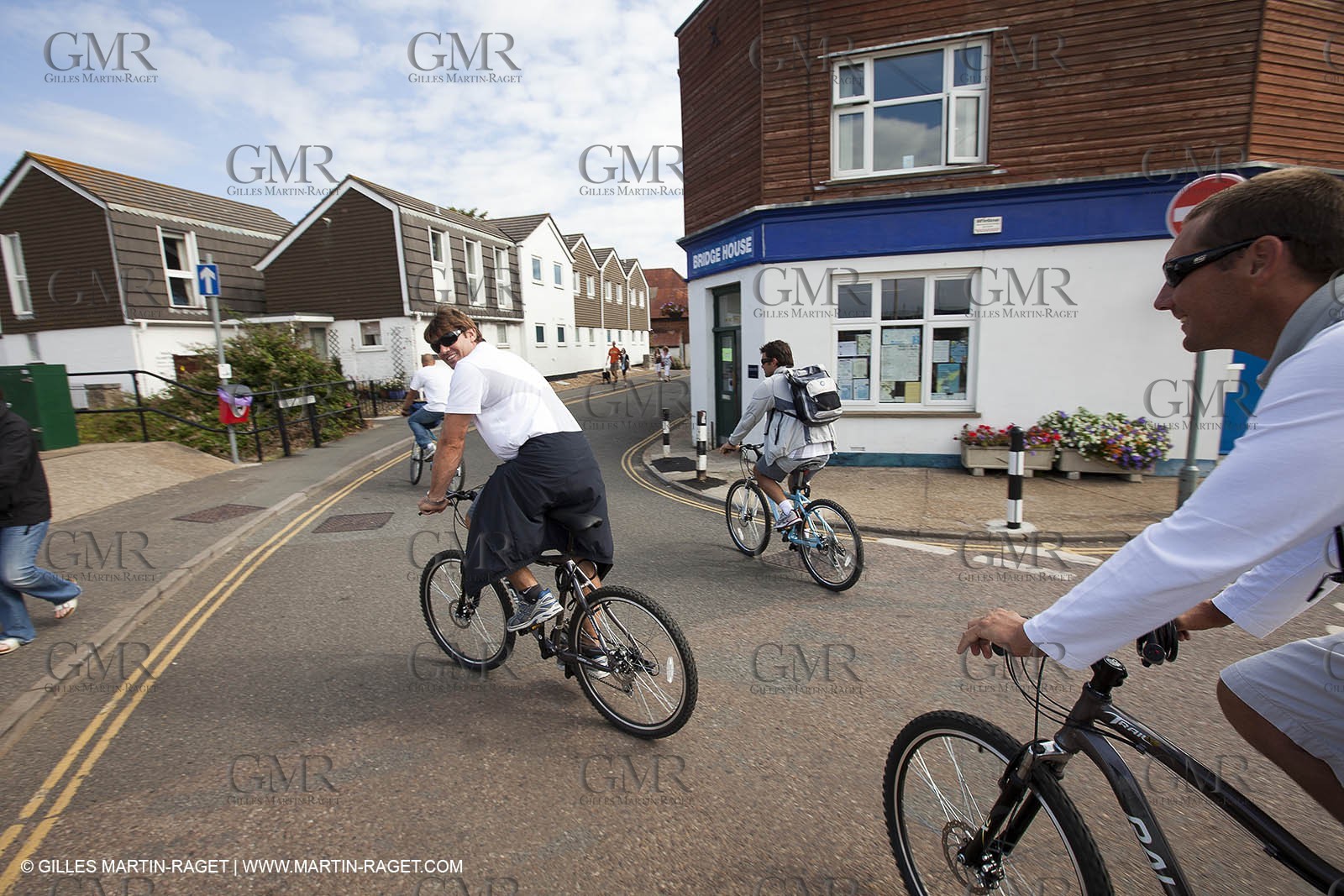 02 08 2010 - Cowes (UK, IOW) 1851 Cup -  BMW ORACLE Racing - Training Day