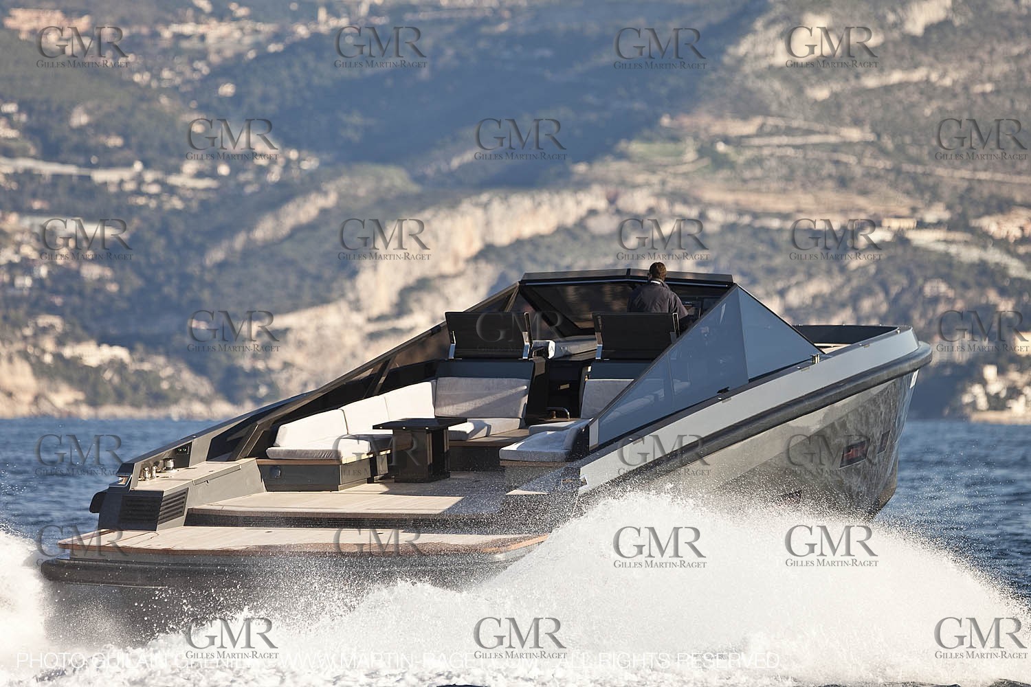 11 11 2009 - Saint Jean Cap Ferrat (FRA,06) Wally Yachts - Wallypower 55