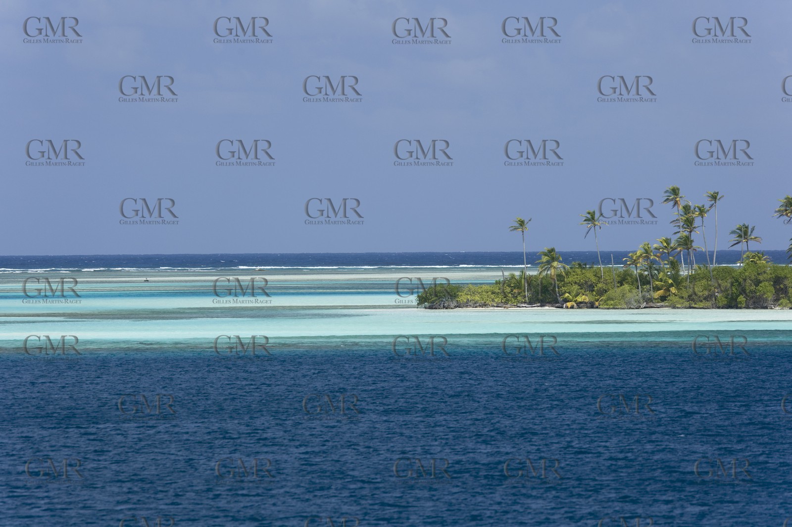 01 02 2008 - San Blas Archipelago (Panama) - Motor Yacht Senses