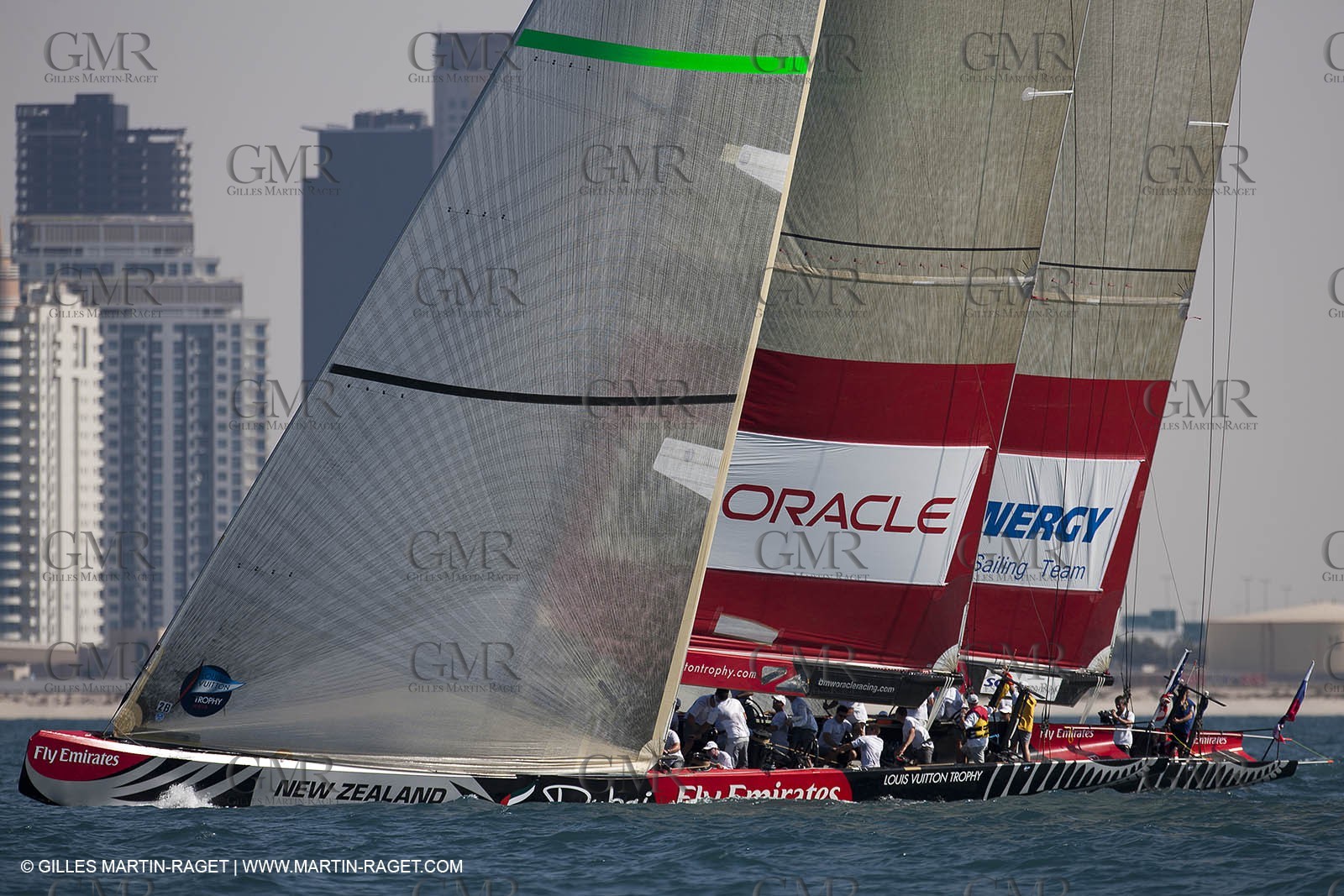19 11 2010 - Dubai (UAE) - Dubai Louis Vuitton Trophy - Round 2 -  BMW ORACLE Racing Vs Synergy