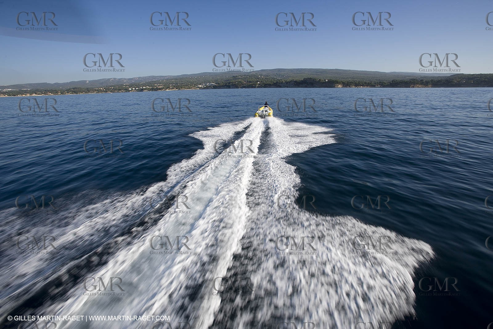 Motor boat running