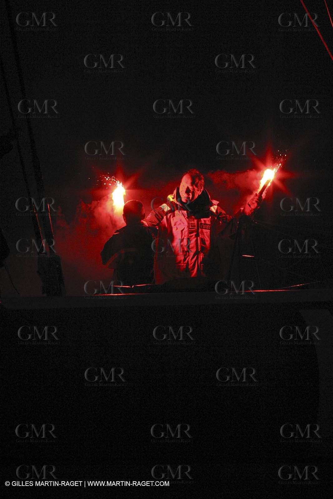 Record autour du monde solo - Idec - Francis Joyon - Arrivée à Brest