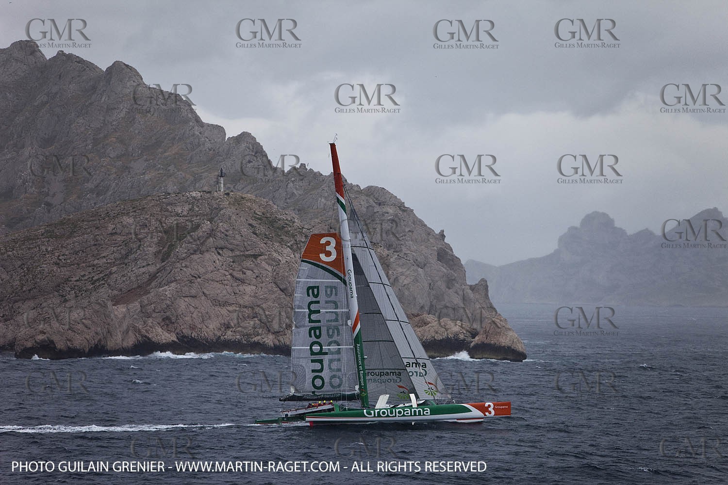14 05 09 - Marseille - Record de la Méditerranée - Groupama 3 - Franck Cammas - G class - Départ de Marseille pour Carthage