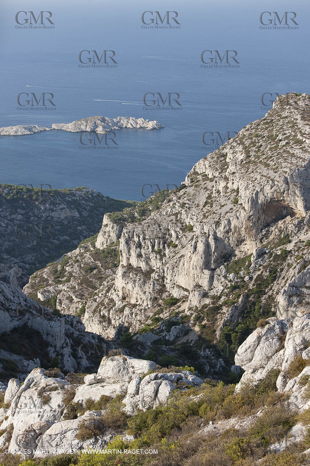 10 092009 - Marseille (FRA, 13) - Les Calanques - Massif de Marseilleveyre - Vallon de la Mounine - Roc St Michel
