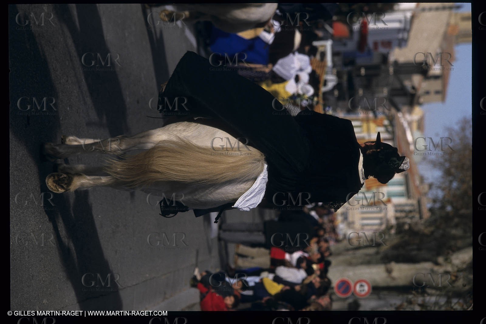 Arles (FRA,13) - Costume from Arles Fest
