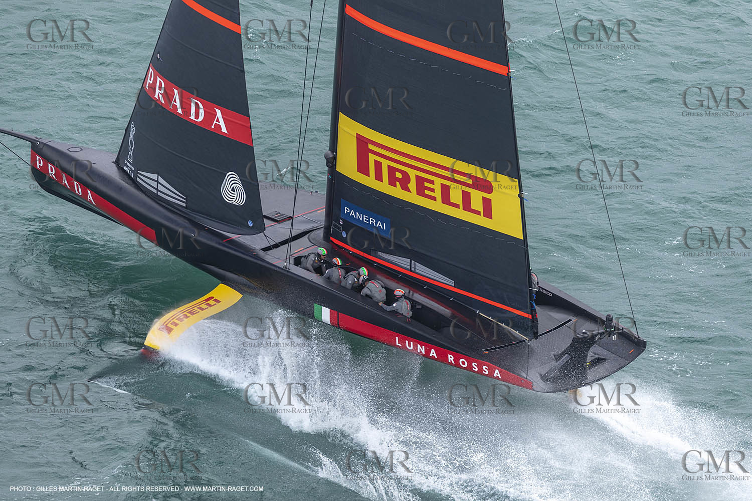 10 12 2020 - Auckland (NZL) - 36th America's Cup - Practice Sessions - Day 2 -Luna Rossa Prada Pirelli Team