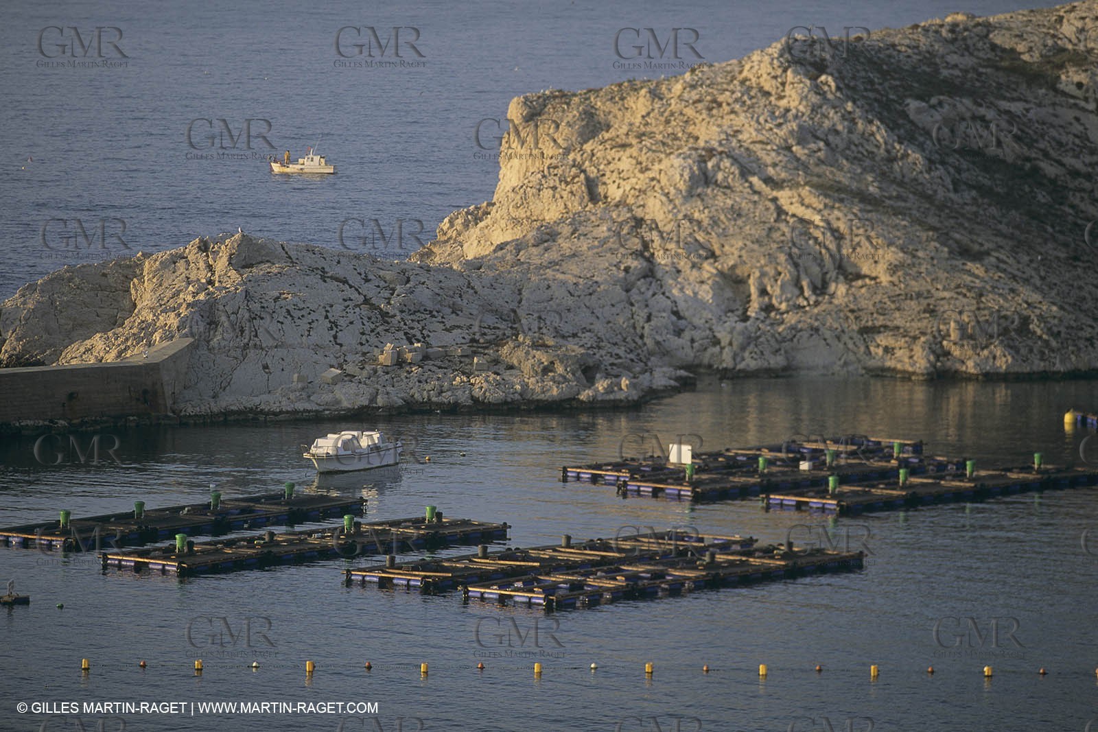 Pêche, barques, pointus, pêcheurs