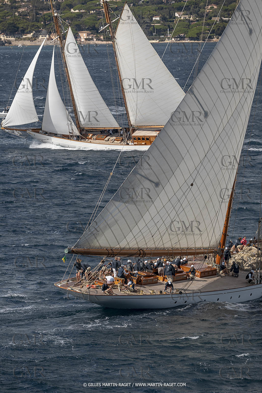 28 09 2022? Saint-Tropez,(FRA,83), Les Voiles de Saint-Tropez 2022 Régate N° 2 poup les modernes, navigation libre pour les grandes goélettes