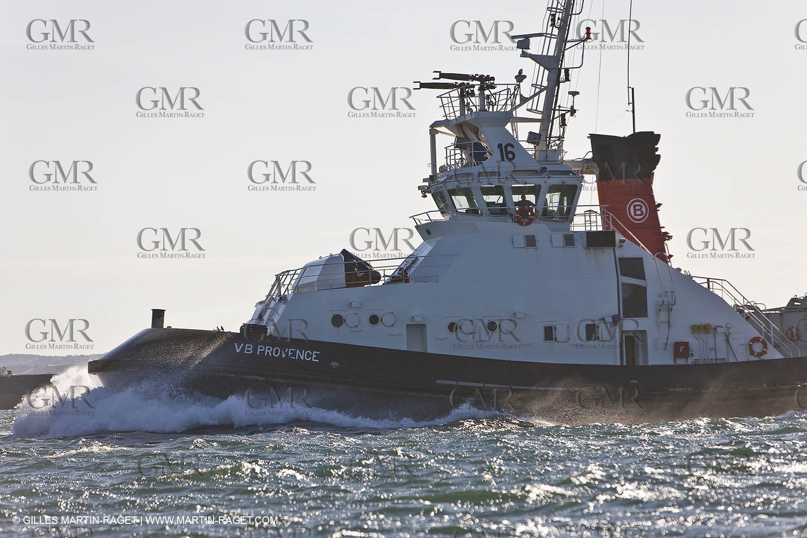 07 04 08 - France - Port Saint Louis du Rhone - Hydroptere - Training