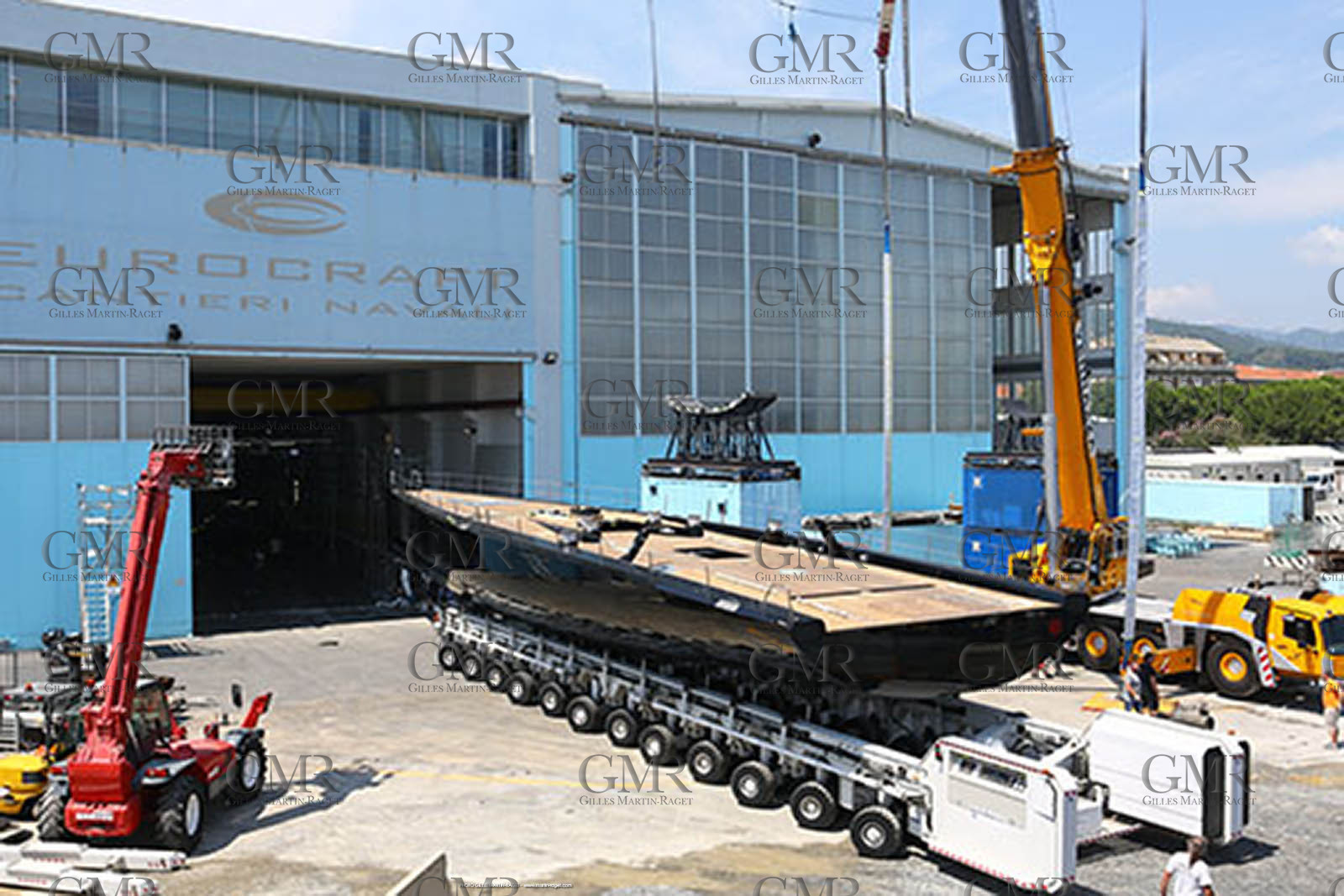 22 07 2017, Savona (ITA), Wally Cento Tango going out of the shed, Photo Gilles Martin-Raget