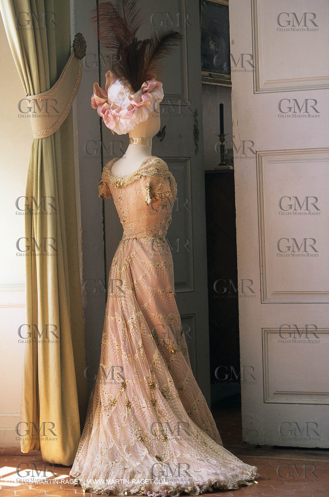 Boutis - cloths from Provence - Cstles costumes exhibition