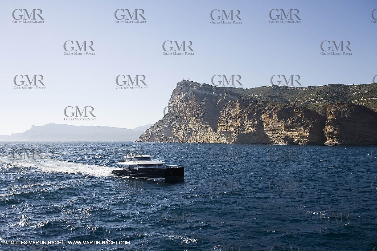 13-07-07 - La Ciotat (FRANCE) - MotorYacht - Chantier H2X