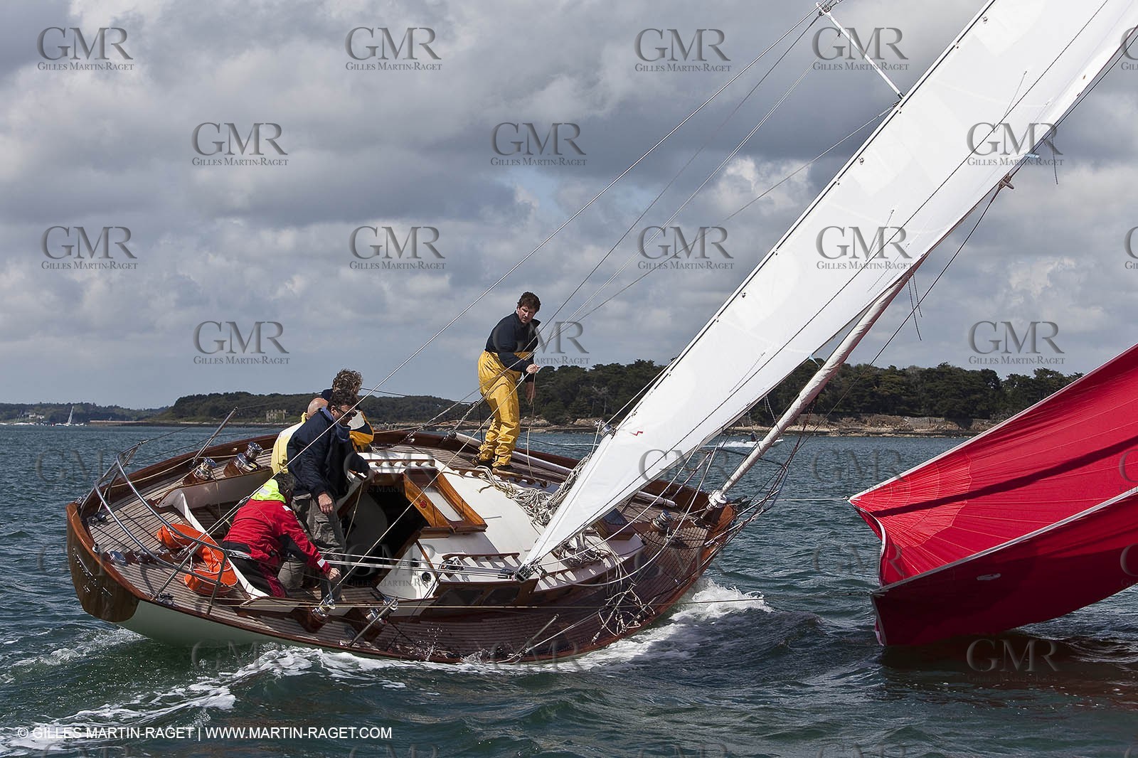 01-05-10 - Le Bono (FRA,56) - Regate Classique -Acteia II - Maica