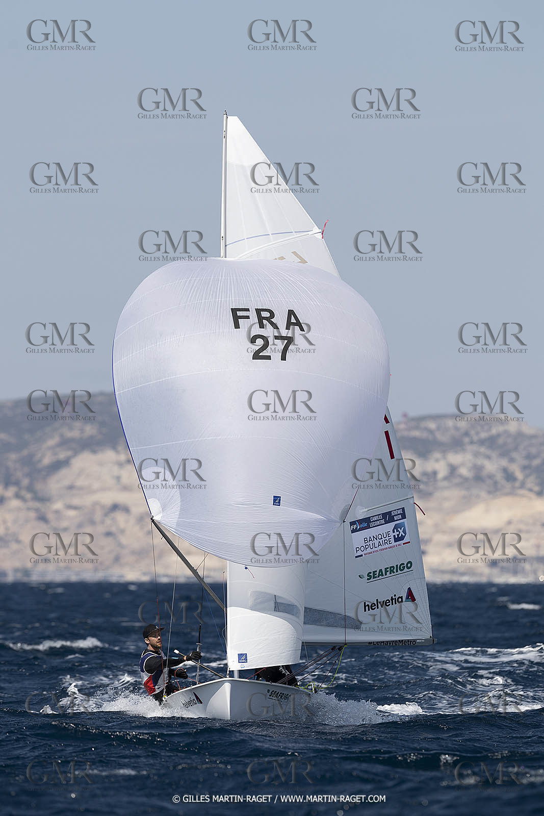 16 09 2022, Marseille (FRA), 470 Class, Paris 2024 Olympic Games, Sailing, 470 mixed dinghy, trainings, Camille Lecointre Jeremie Mion (FRA)