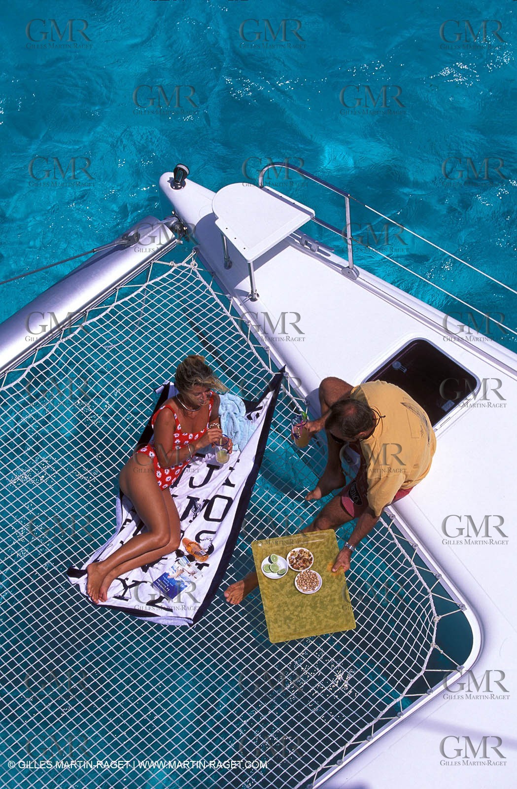 Cruising - People - Doing nothing