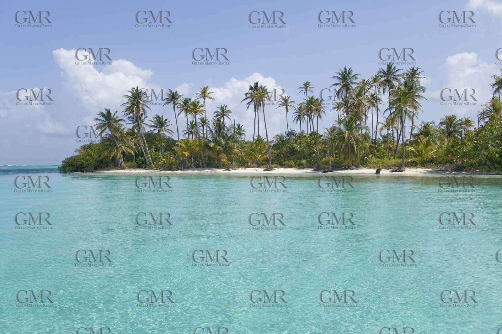 01 02 2008 - San Blas Archipelago (Panama) - Motor Yacht Senses