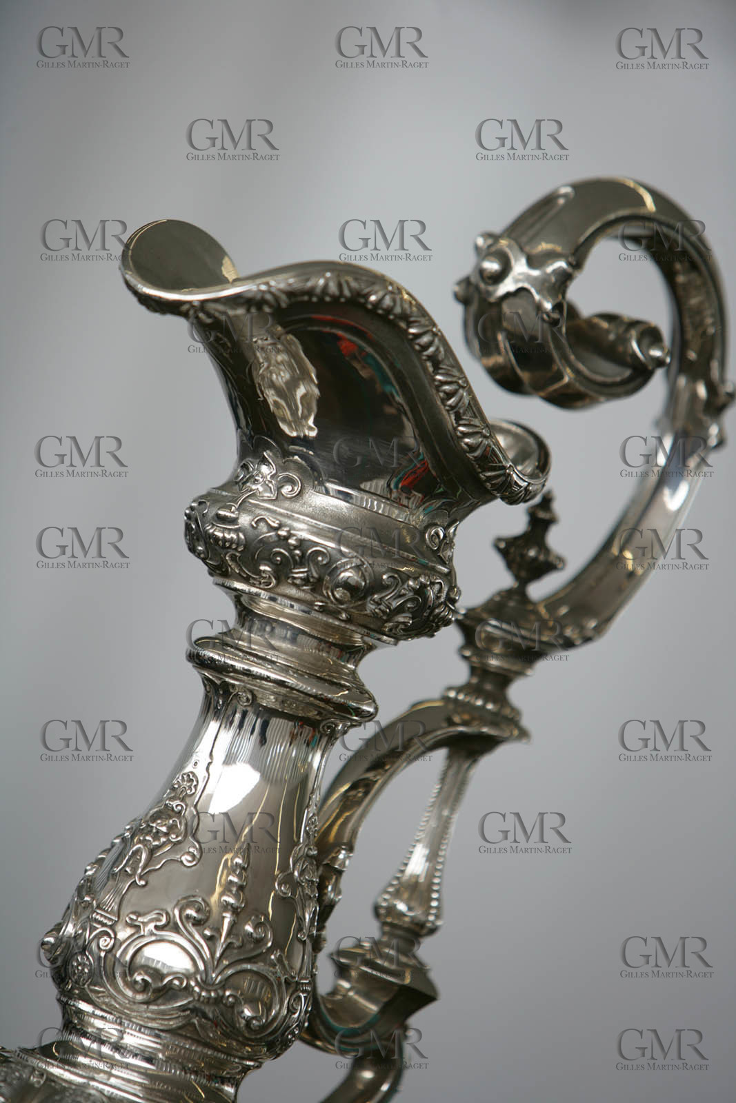 22 04 2007-Valencia (Spain)- 32nd America's Cup - Louis Vuitton Cup - RR1 - Day 7 - Crowd at Ameriac's Cup Park