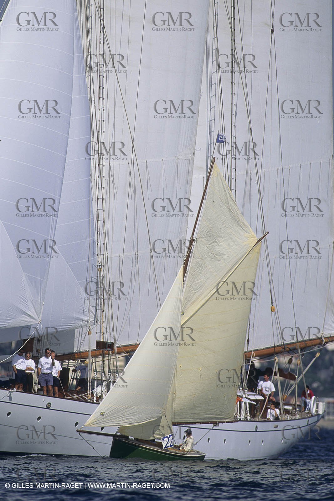 Petits yachts classiques, small classic yachts