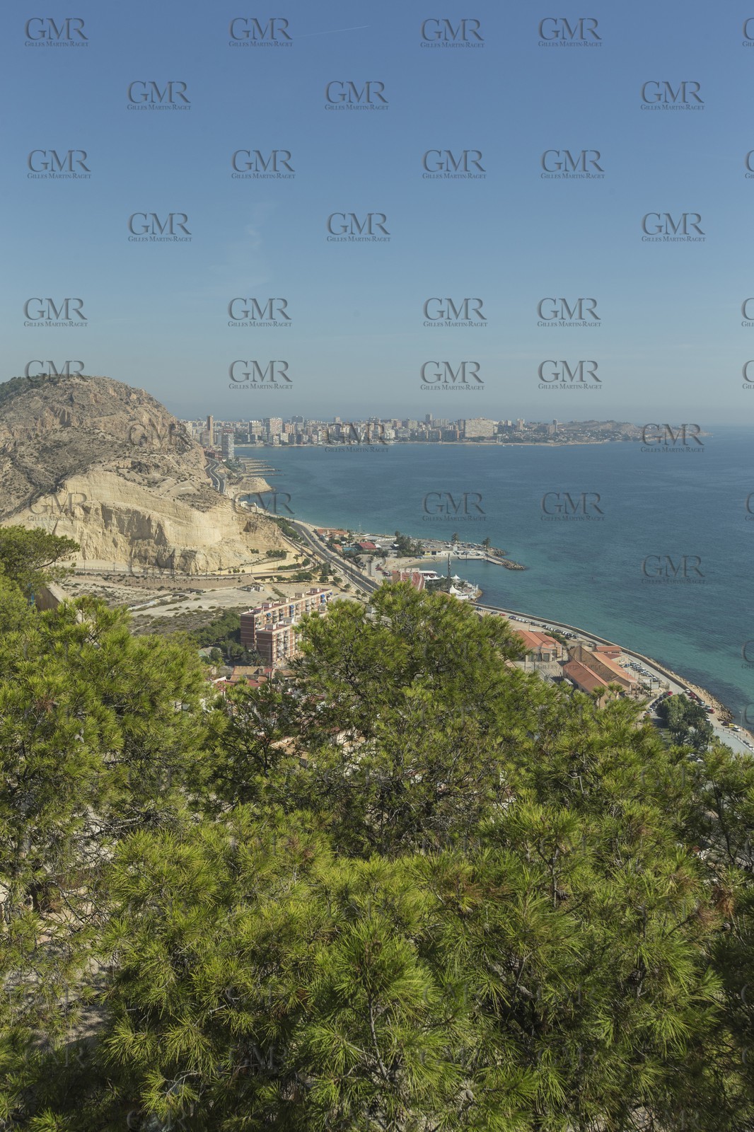 09 10 2014, Alicante (ESP), Volvo Ocean Race 2014-15, Team Alvimedica