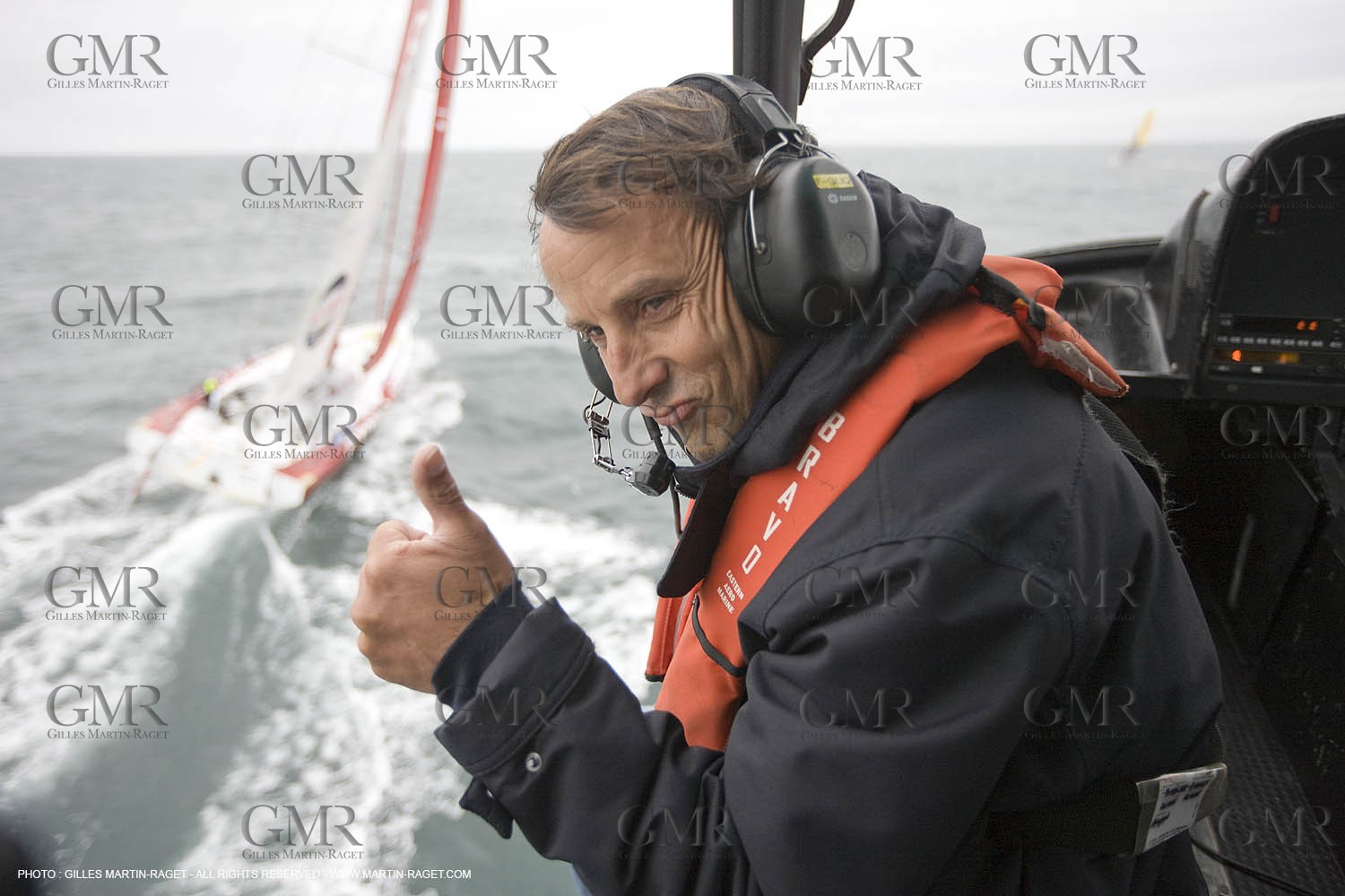 Novembre 2008 - Les Sables d'Olonne (FRA,85) - Vendée Globe 2008 - Generali - Yann Elies - Départ