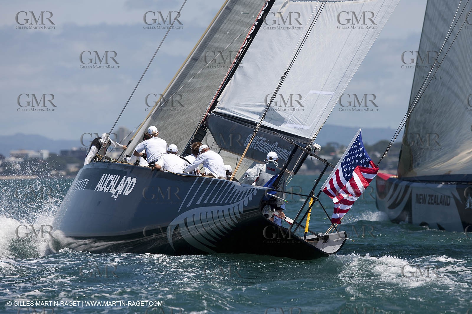 26 01 2009 - Auckland (NZL) - Louis Vuitton Pacific Series - BMW ORACLE Racing - Training