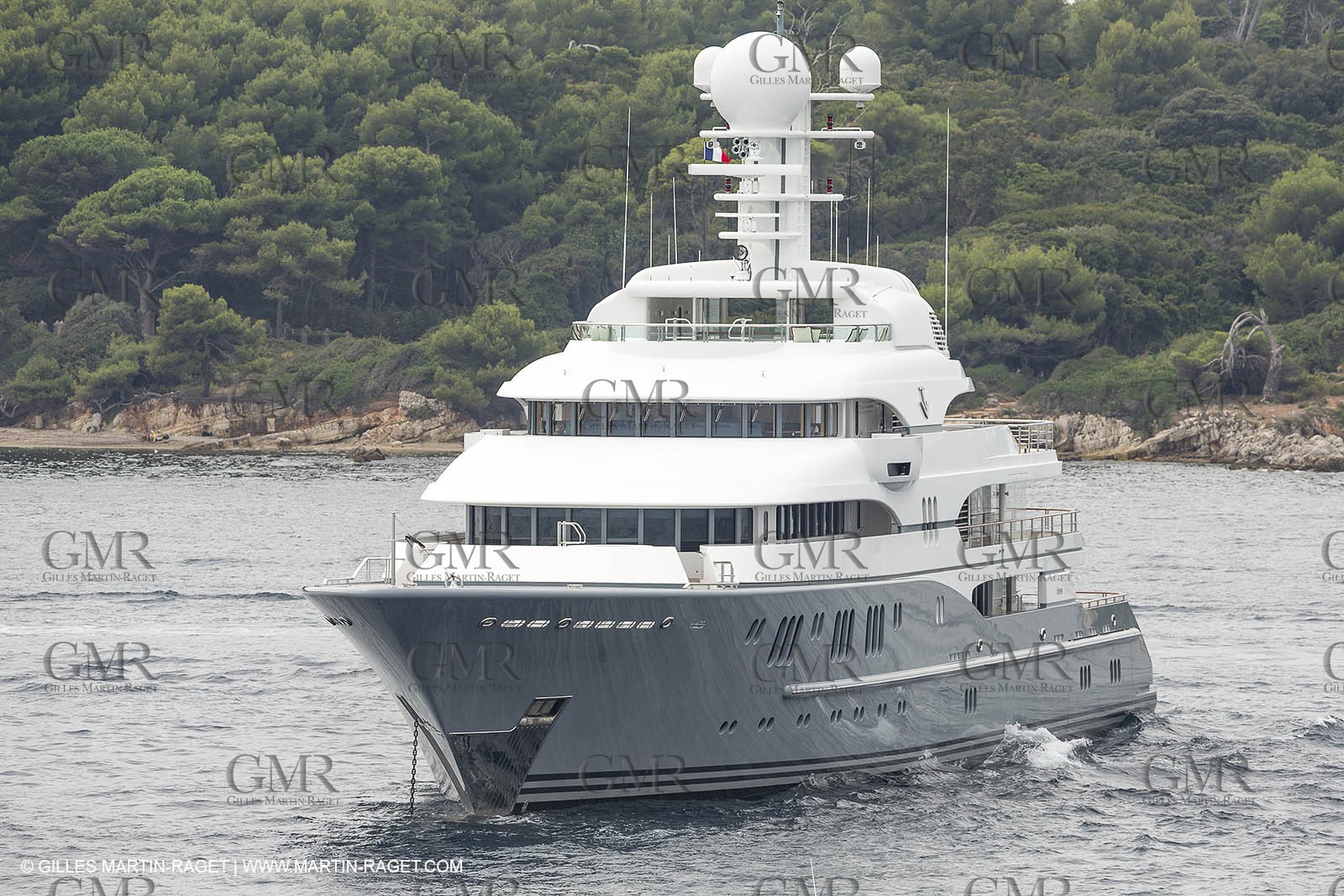 21 09 2014 - Cannes (FRA,83), Motor yacht TV
