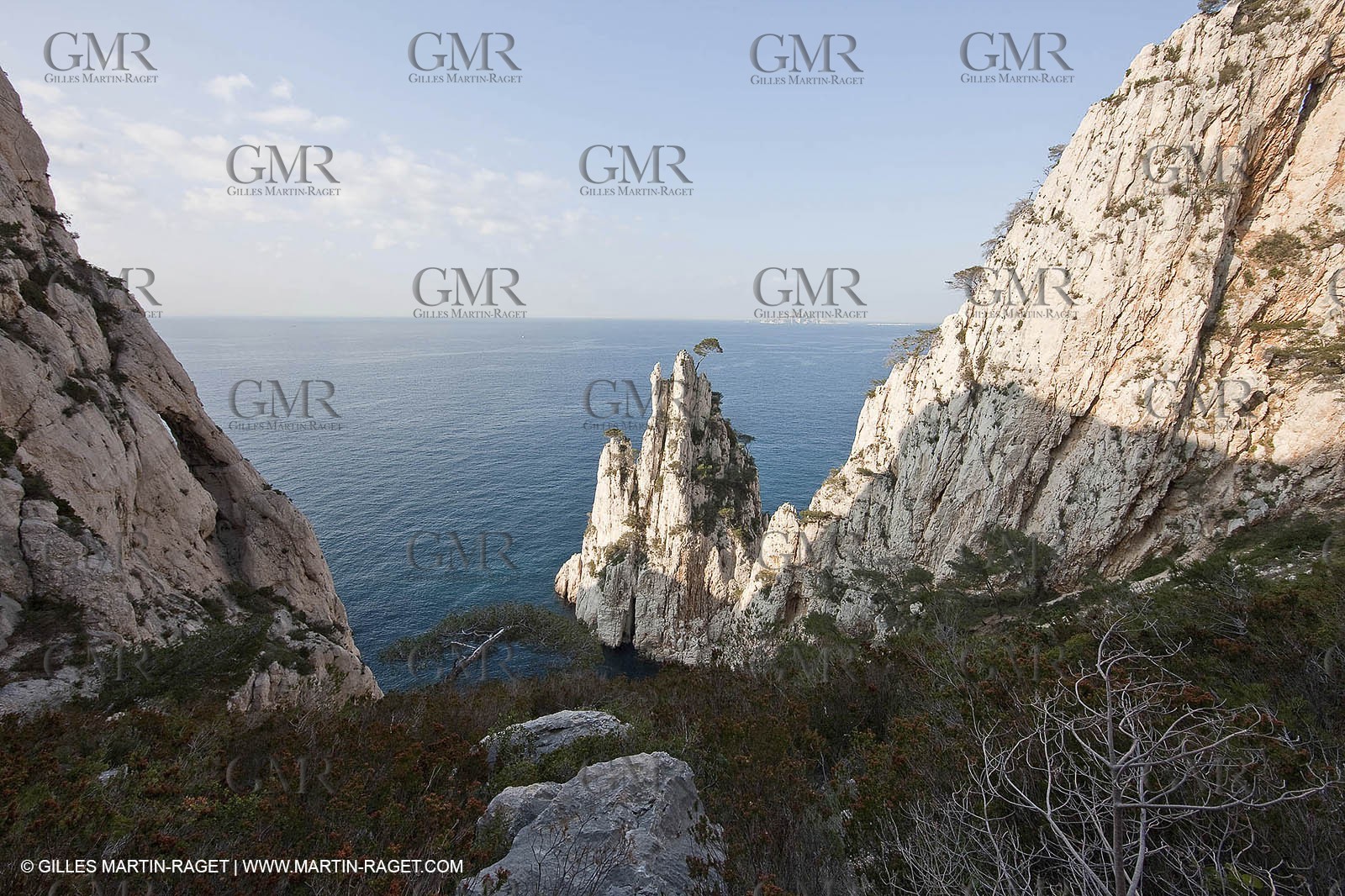 20 03 2009 - Marseille (FRA, 13) - Les Calanques - Pic de l'Eissadon and devenson cliffs