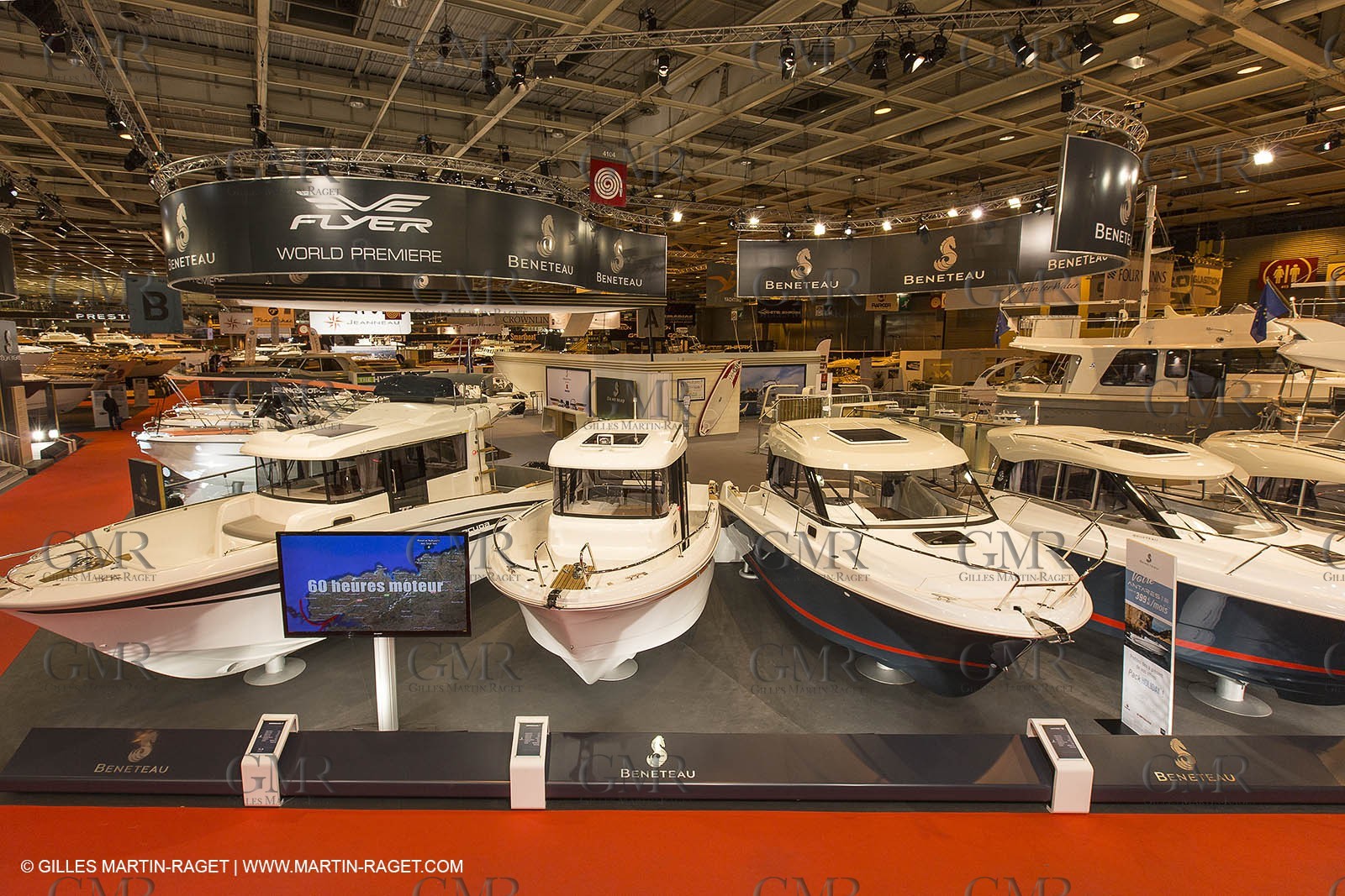 10 12 2013 - Paris (FRA,75) -Paris Boat Show - Beneteau booth