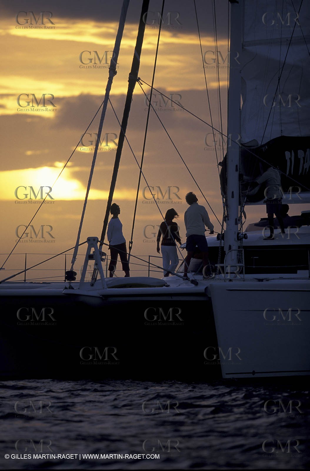 Multicoque au mouillage