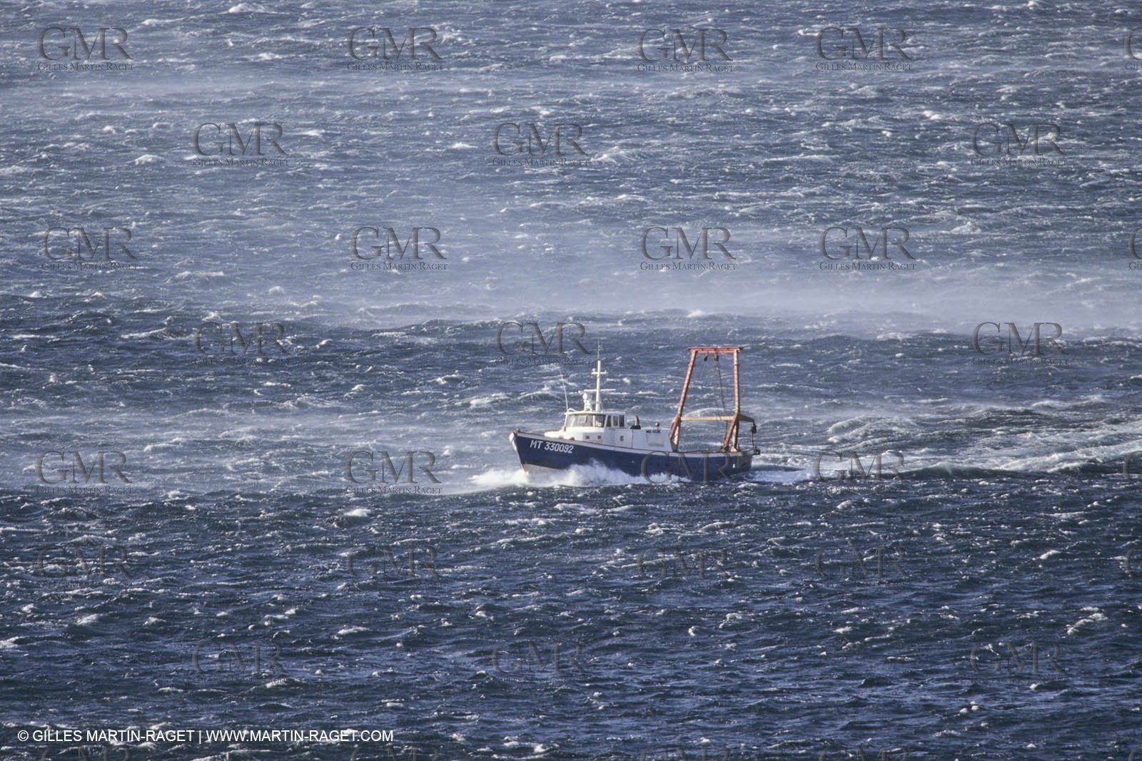 Pêche, barques, pointus, pêcheurs