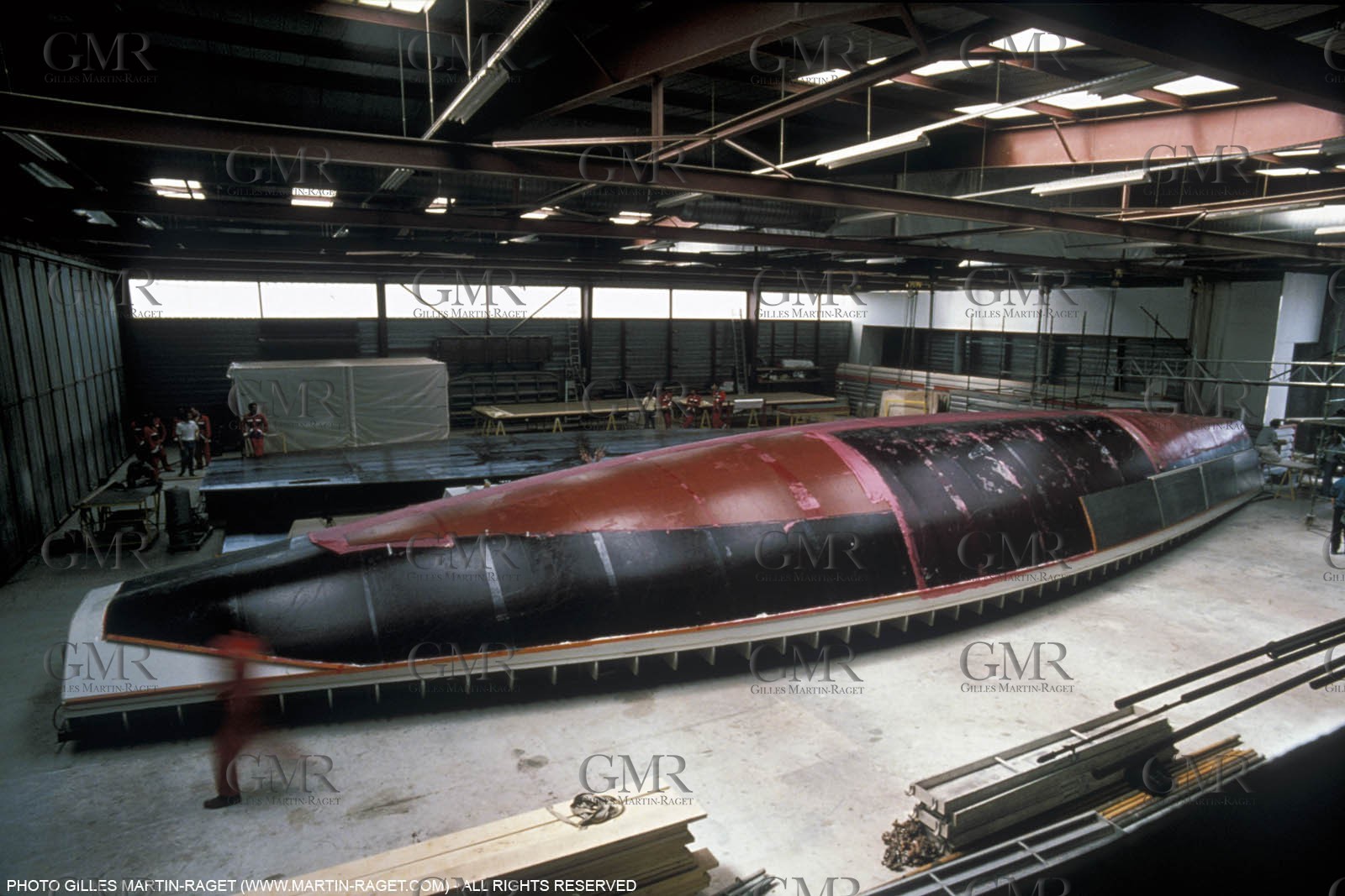 America's Cup, San Diego 1992, F1 (first IACC) buiding at Multiplast