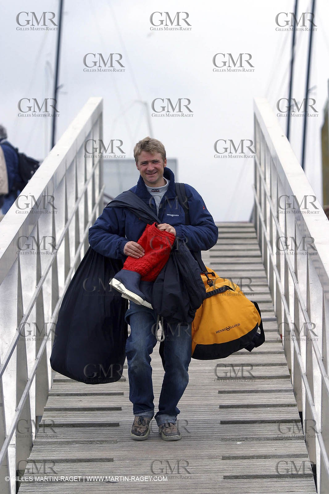 Orange II - Jules Verne Trophy 2004 - Lorient 2nd start - Yann Eliès