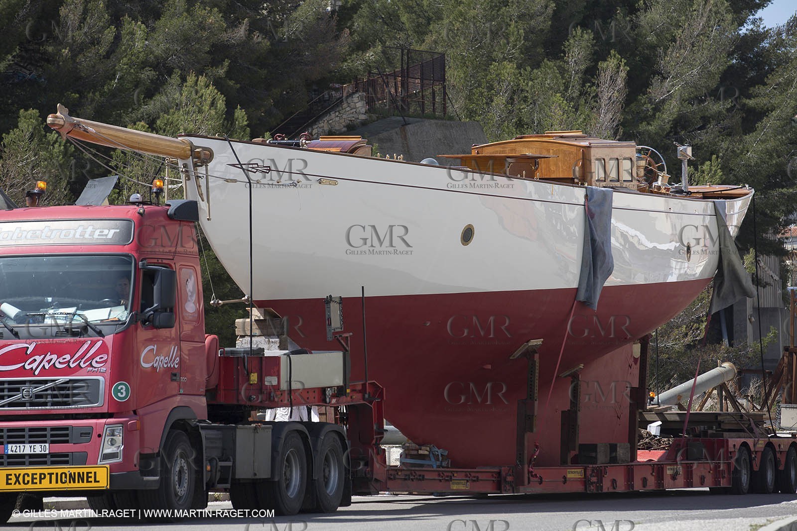 09 04 2013 - La Ciotat (FRA,13) - Charpentiers Réunis Méditerrannée boatyard - launch of Marconi ketch Adria after a 9 months refit