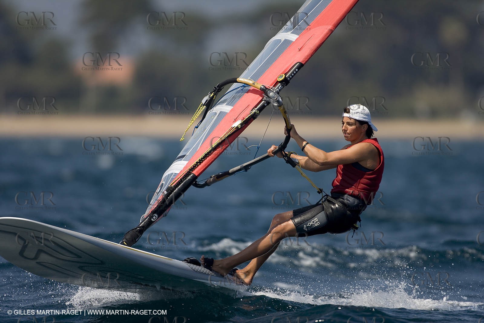 27 04 2007 - 2007 Semaine Olympique Française - Hyères (South of France) - Day 6 - Medal Race - Team France - RS:X : Picon Charline