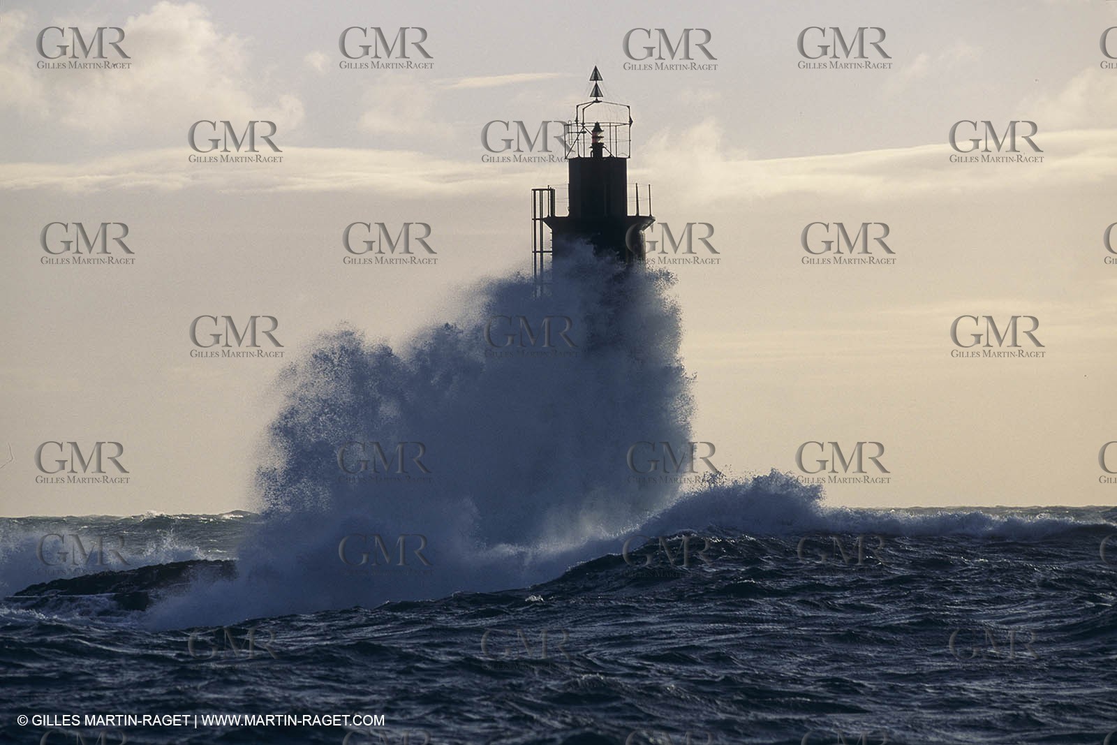 Phres, balises, semaphores, lighthouses, semaphoruses,